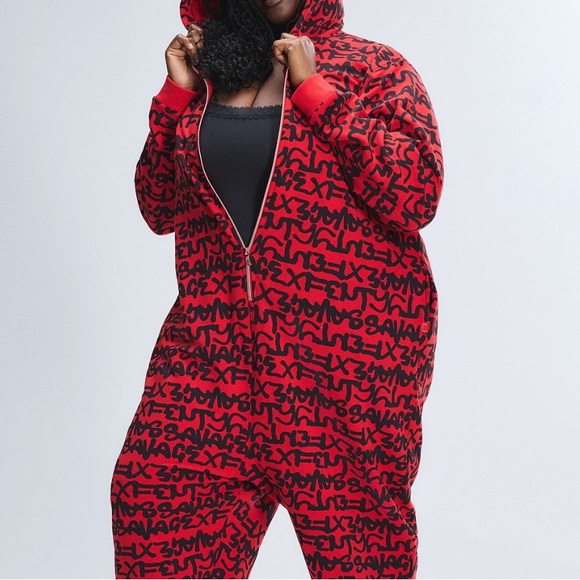 Savage X Fenty By RIHANNA HOODED ONESIE
Red Black Graphic Jumpsuit  Size 22-24 - Picture 7 of 13